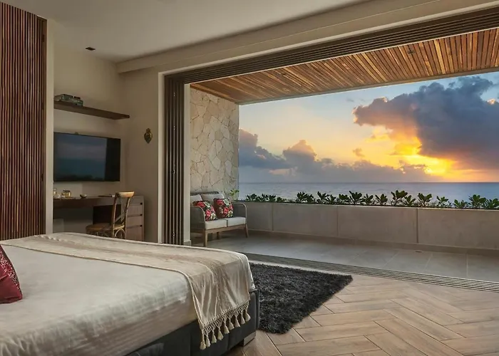 Oceanview 8br Luxury Double Villa, Concierge &pools-tankah Bay Tancah