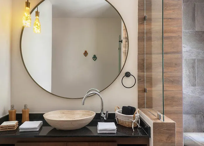 Oceanview 8br Luxury Double Villa, Concierge &pools-tankah Bay Villa